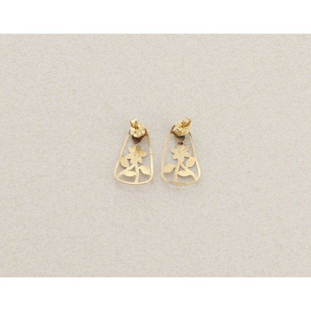 14k Yellow Gold Flower Floral Design Earrings Stud Post 3/4" x 1/2" - Picture 9 of 10